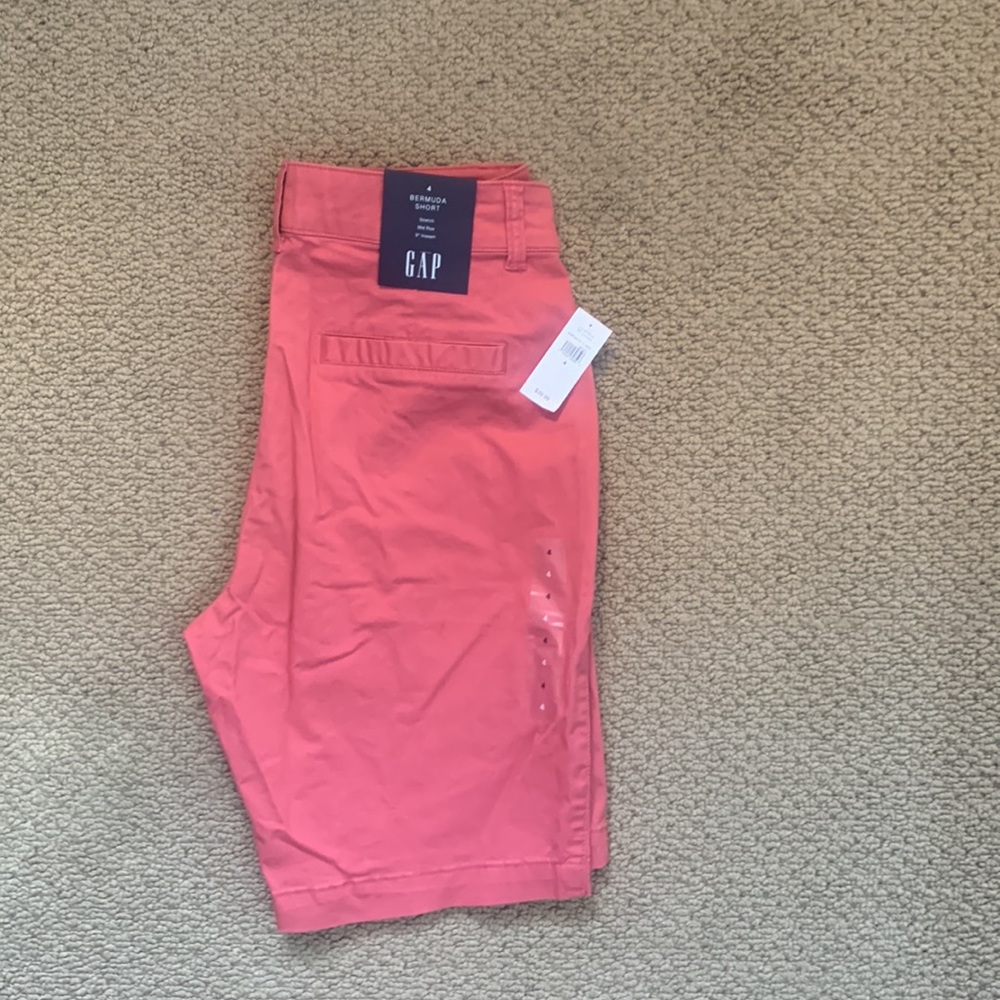 NWT: GAP Bermuda Shorts - Picture 2 of 11